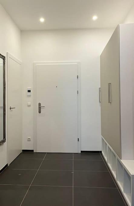 New Design Wohnung-Wien Esterno foto
