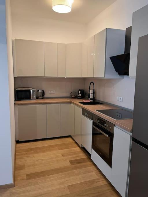 New Design Wohnung-Wien Esterno foto