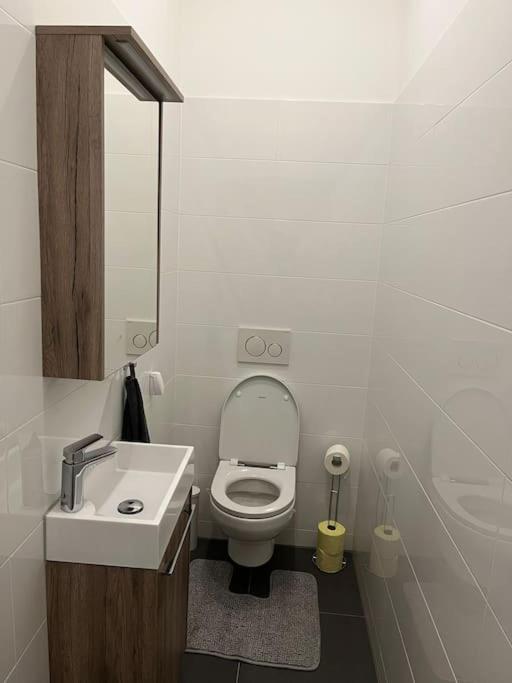 New Design Wohnung-Wien Esterno foto