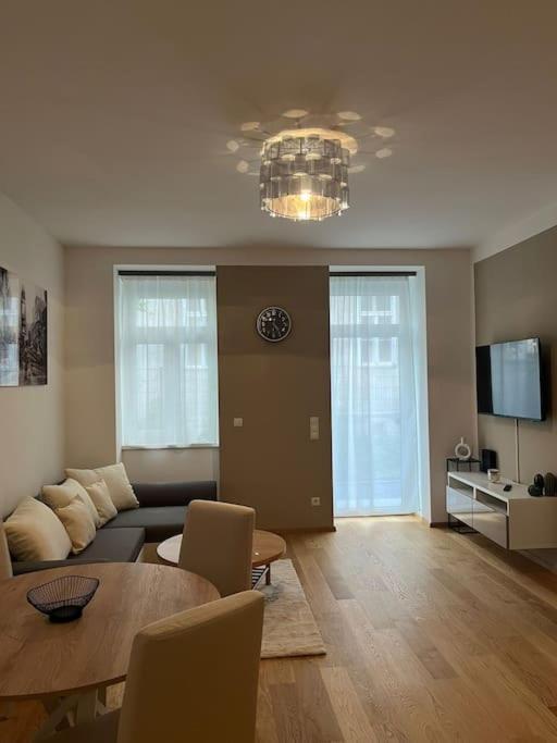 New Design Wohnung-Wien Esterno foto